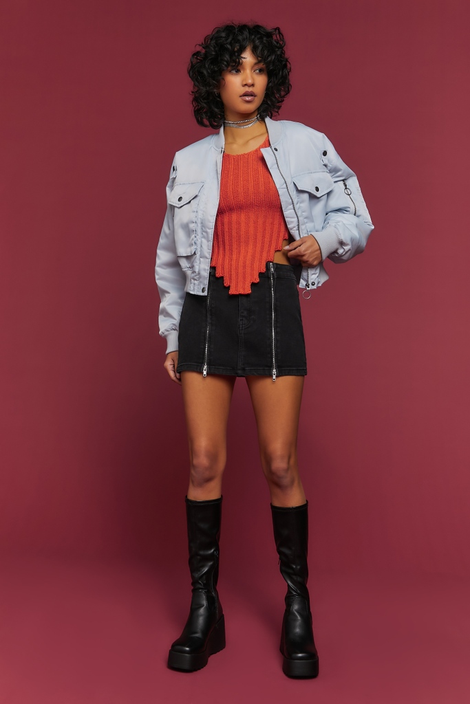 Forever21's tweet photo. Y2K Starter Girl Pack ✨  Which fit do you love? ⁠
⁠
Head to our website + shop Y2K edit to get the looks🔥 #foreverla https://t.co/LyMWLJ3VzE