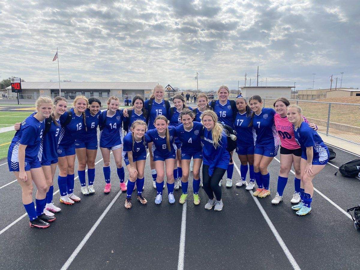 Lady Badgers end the weekend with another win over Florence 3-0‼️
 
⚽️⚽️Bella Lindsey
⚽️Sarah Rouss
Assists by Hailey Palmer and Ava Dowdy
#united #VIP