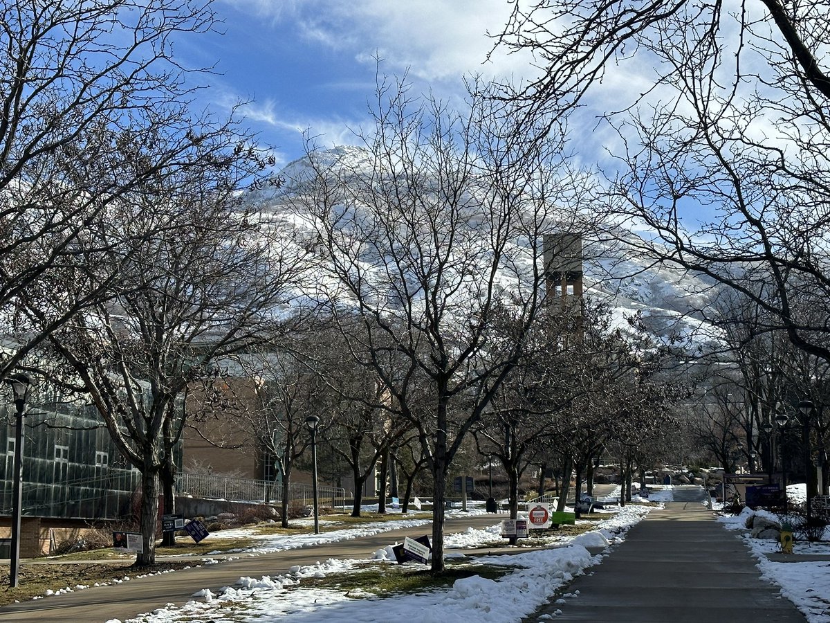 Today <a href="/WeberStateU/">Weber State University</a> is open from 10am-2pm with key student services available before classes start Monday!!