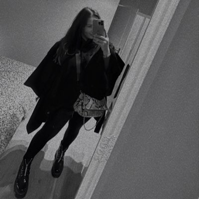 margauxdbs15's tweet photo. #NouvellePhotoDeProfil https://t.co/oYMiD15UXv