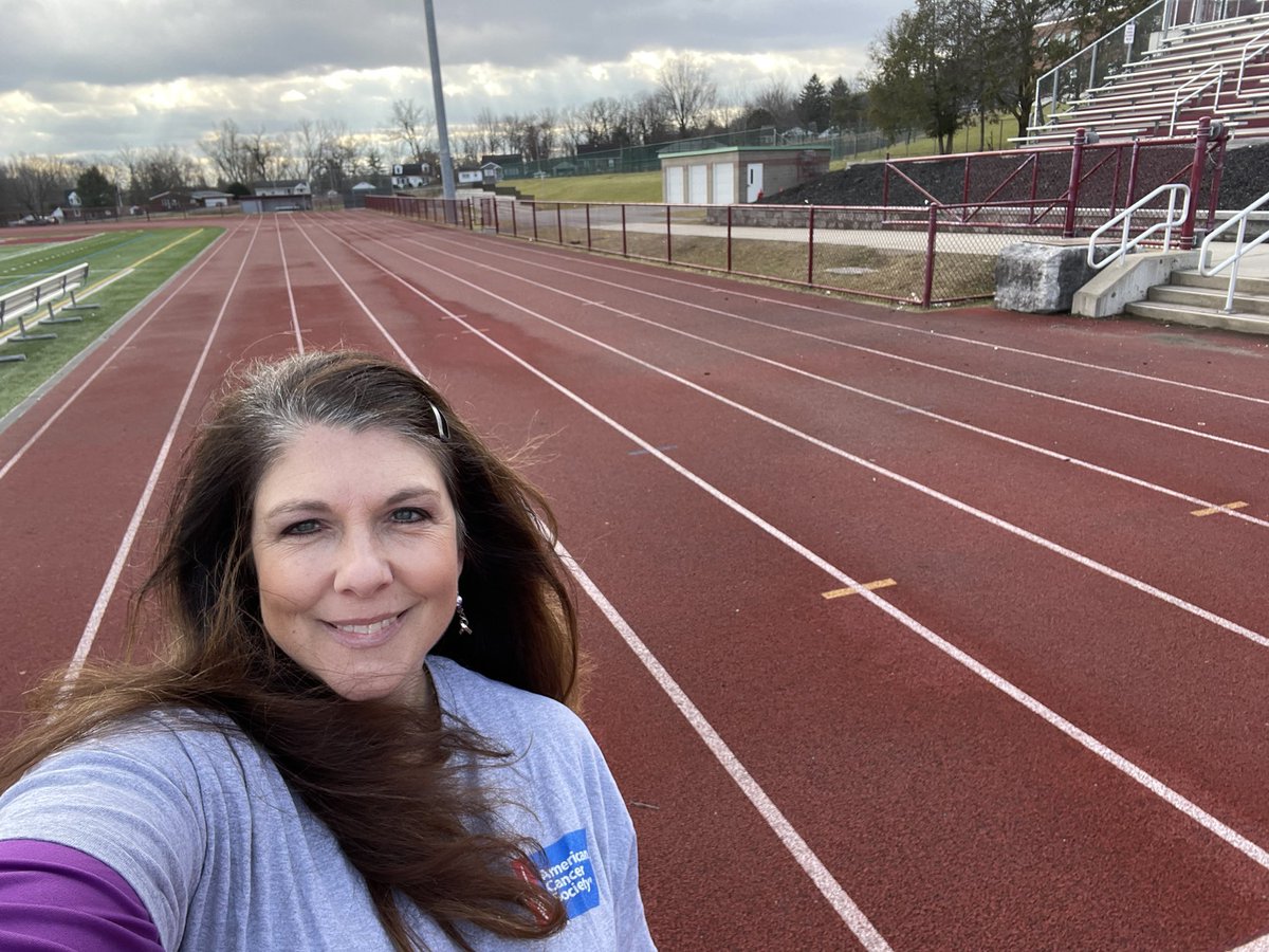 beccao13's tweet photo. @joegilette this #relayfirstlap is for you! Thank you for everything you have done for @ACS 💜💜💜 https://t.co/8logTGIHl2
