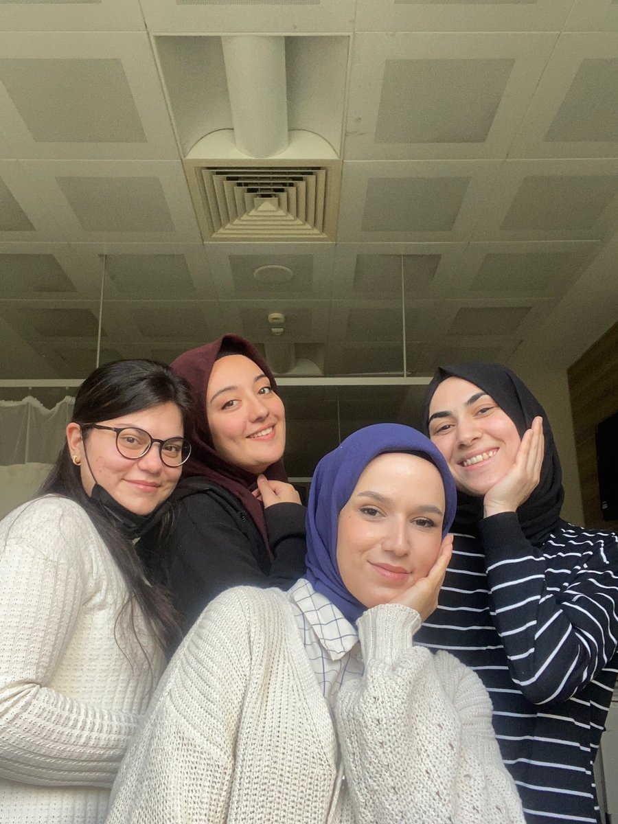 kelesnaime's tweet photo. @kitaponon Ve halaa yan yana🤍 @huumella @sh_hlky @OzzKra https://t.co/jhbnlFY2u2