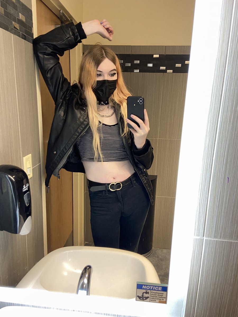 jo!!! ☾ on Twitter "If you need a 6’2 protective leather jacket
