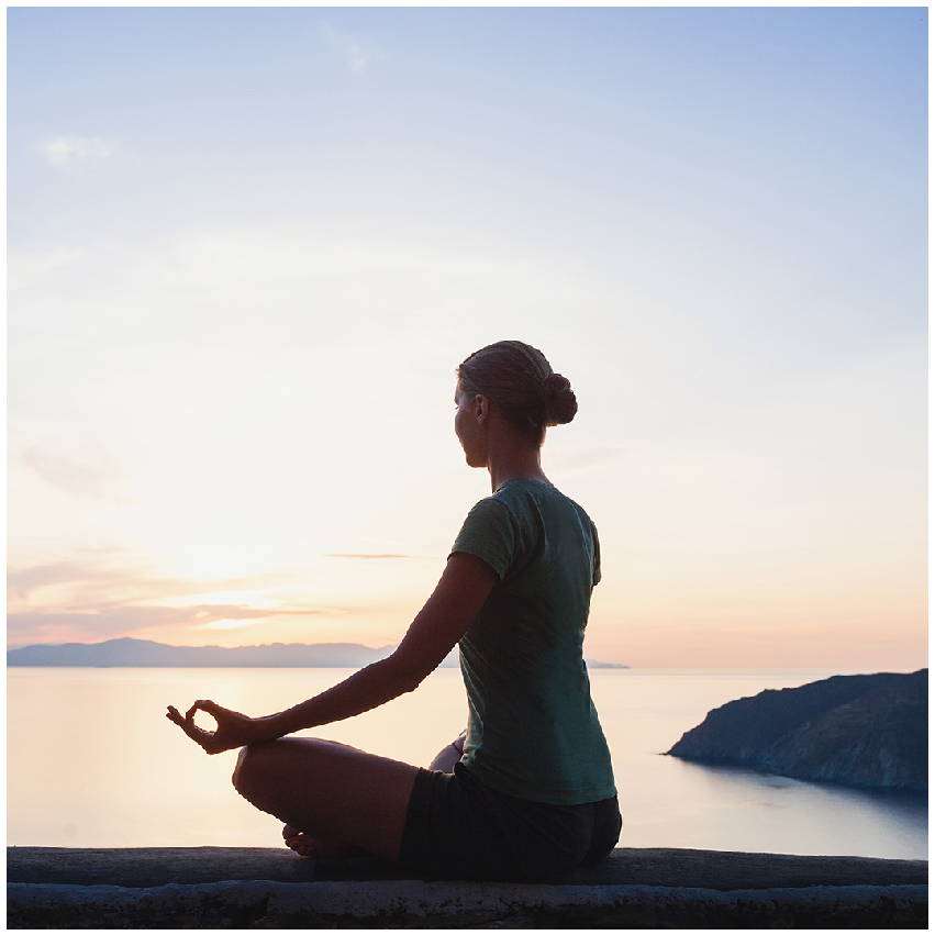 RefinedTruth's tweet photo. Unlock the powers of meditation to attain the perfect mind-body balance. 🧘🏻‍♀️ #sleepsolutions #formalwearcatanddog #aestheticclothes #athomegym #selflove https://t.co/rQRna18Fe5