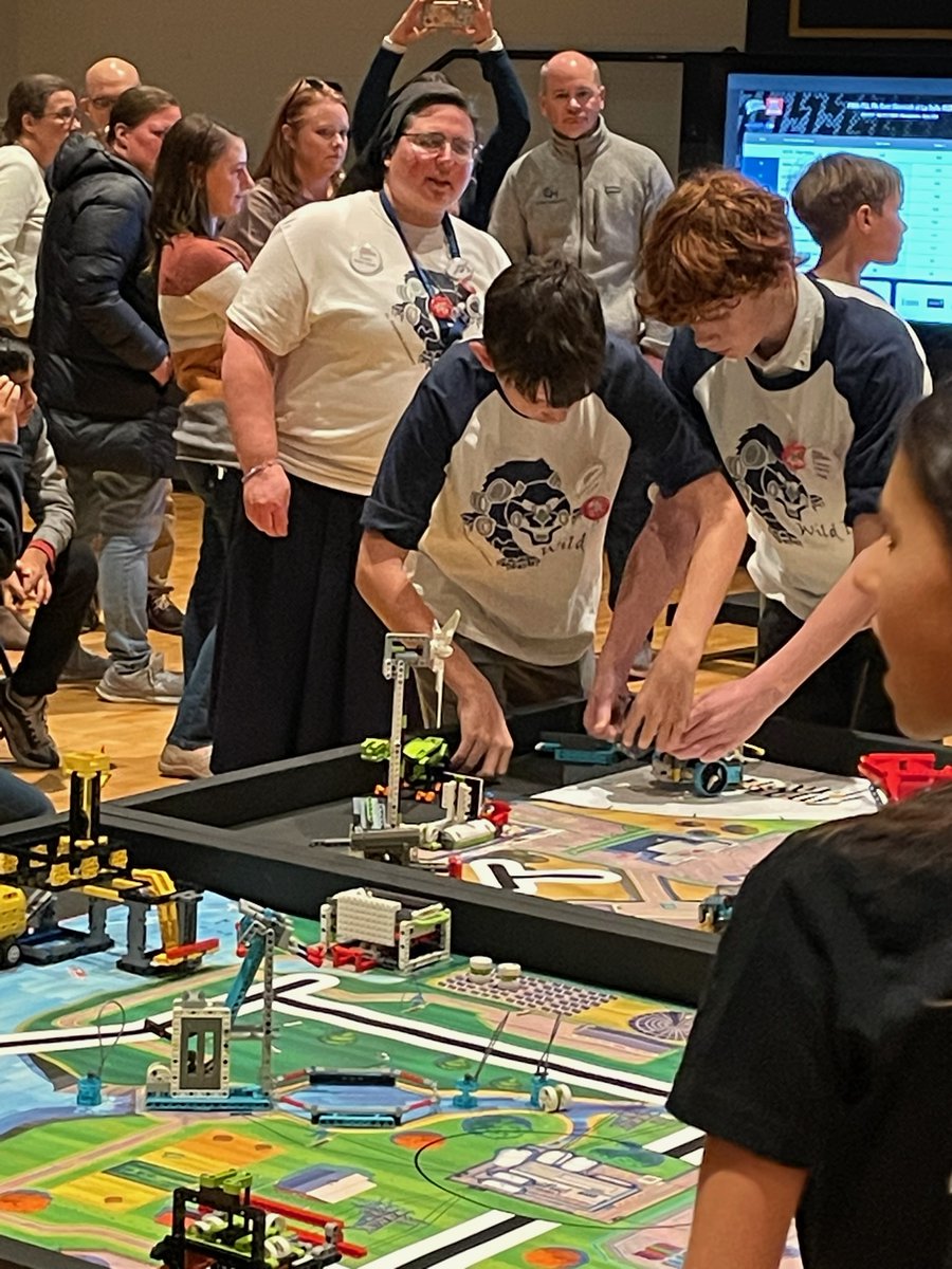 StAloysiusAcad's tweet image. We underway at the FIRST Mid-Atlantic Lego League Competition. Let's Go WildBots! @firstlegoleague @FIRSTweets @FIRSTMidAtl @LSCHS_Robotics @LEGO_Education #legorobotics #robotics