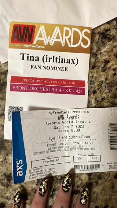 who am i sitting with tonight? #avnawards https://t.co/dHGHevtNqJ<a href="/tag/avnawards"class="tags">#avnawards</a>