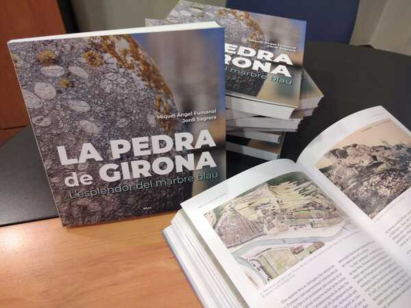 <a href="/BiologueandoCom/">Biologueando • Mireia Querol Rovira</a> <a href="/GeolegCAT/">Geòleg.cat ⚒️</a> Si ho voleu saber tot d'aquesta pedra tan curiosa, us recomano el llibre "Pedra de Girona. L'esplendor del marbre blau" que acaben de publicar Mqiuel Àngel Fumalal i Jordi Sagrera, magníficament documentat i il·lustrat
