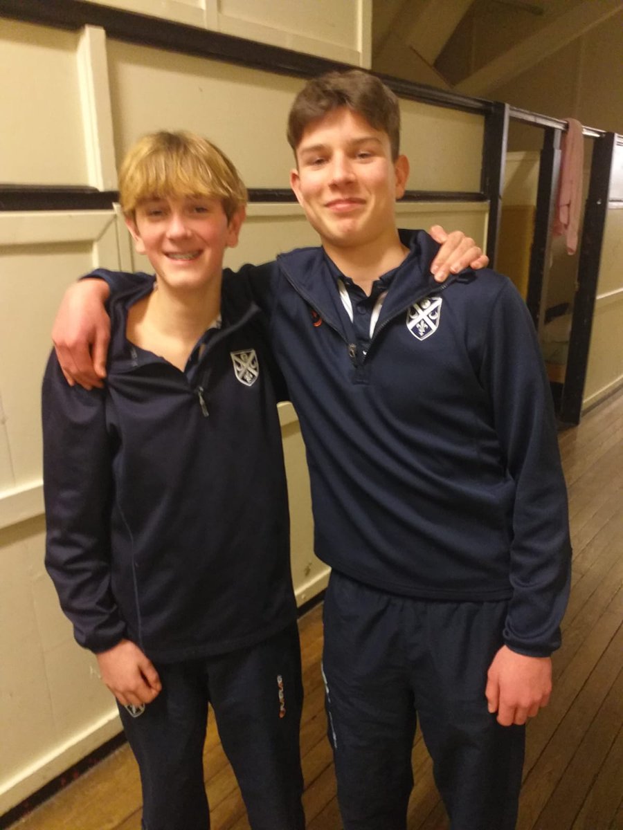 CollPatchells's tweet image. Victorious hockey players! Well done in the first U15 match of term against Loretto!