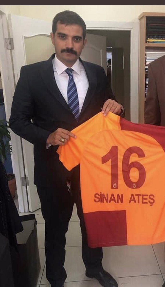 omersen03's tweet photo. #SinanATESicinAdalet #sinanates #SinanAtesHep38Yasında https://t.co/WBRCQHdH3g