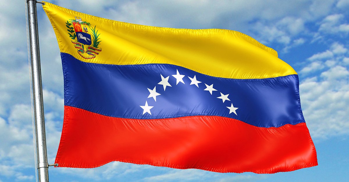 PLVenezuela's tweet photo. 👏🎯👉 #OjoAlDato: @NicolasMaduro recibe en el Palacio de #Miraflores a @petrogustavo, mandatario de 🇨🇴 para abordar temas #bilaterales, a partir de 1️⃣ hoja d ruta en áreas #estrategicas definidas con anterioridad. #Unidad e #Integracion. 👏🥁📝 https://t.co/sKOofk6Krp