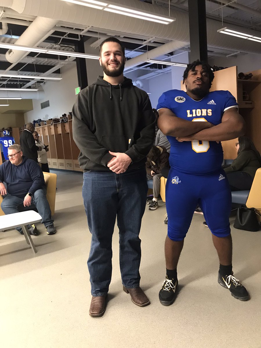 jbarker_22's tweet photo. Had a GREAT time today at @MarsHill_FB for my first Official Visit and got to see my old teammate @stephenhood74 !! @Coach_Hillin @DexterF_22 @chuck_phifer @Coach_May82 @cferdinand_21 @BehindTheLOS @Coach_Pack78 @Velocity_XP @CoachSteveKim @RecruitGeorgia @Mansell247 https://t.co/BKDo4LCspd