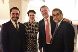 luisghernan's tweet photo. El Canciller @m_ebrard
financia con recursos públicos
ATAQUES
contra la Jefa de Gobierno @Claudiashein 
y Periodistas como un servidor

A mí no me intimidan,
ni me asustan

No me rajo y me queda muy claro
el mensaje, @m_ebrard @dmillan @Fercoca @Fernando_CocaM

Conste 😏📝 https://t.co/SzSPO9S0dA