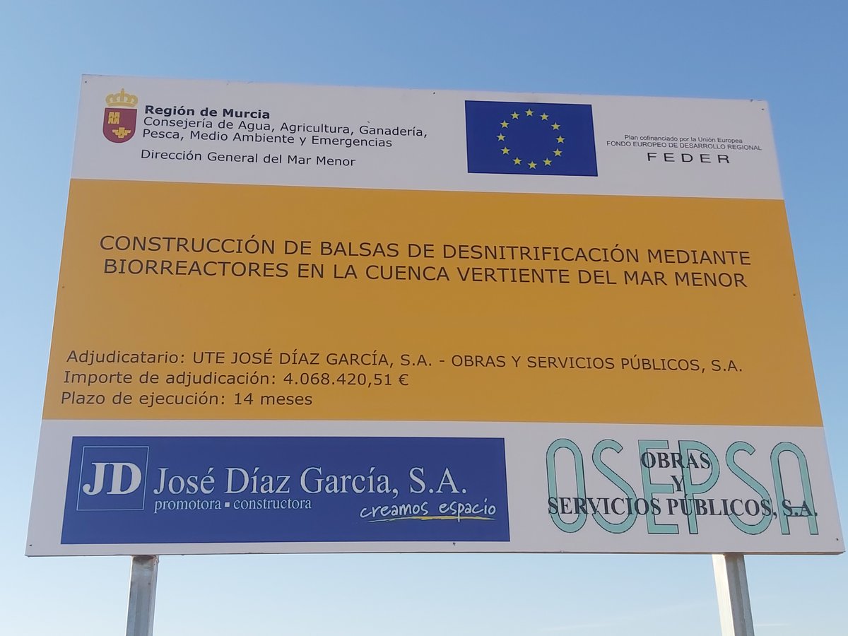 Actuación estelar del gobierno <a href="/regiondemurcia/">Gobierno de la Región de Murcia</a> para desnitrificar el agua del D7 y Rambla del Albujon abandonada como el Mar Menor.
Mas de 4 millones de euros. 
<a href="/regiondemurcia/">Gobierno de la Región de Murcia</a> 
<a href="/RM_Agua/">Consejería de Agua, Agricultura, Ganadería y Pesca</a> 
<a href="/mitecogob/">Transición Ecológica y Reto Demográfico</a> 
<a href="/OficinaMarMenor/">Oficina Técnica del Mar Menor</a> 
<a href="/fiscal_es/">Fiscalía General</a>