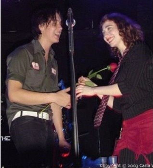 nycindierock's tweet photo. julian casablancas and regina spektor on stage together, 2003 https://t.co/9Y63IJYUy8