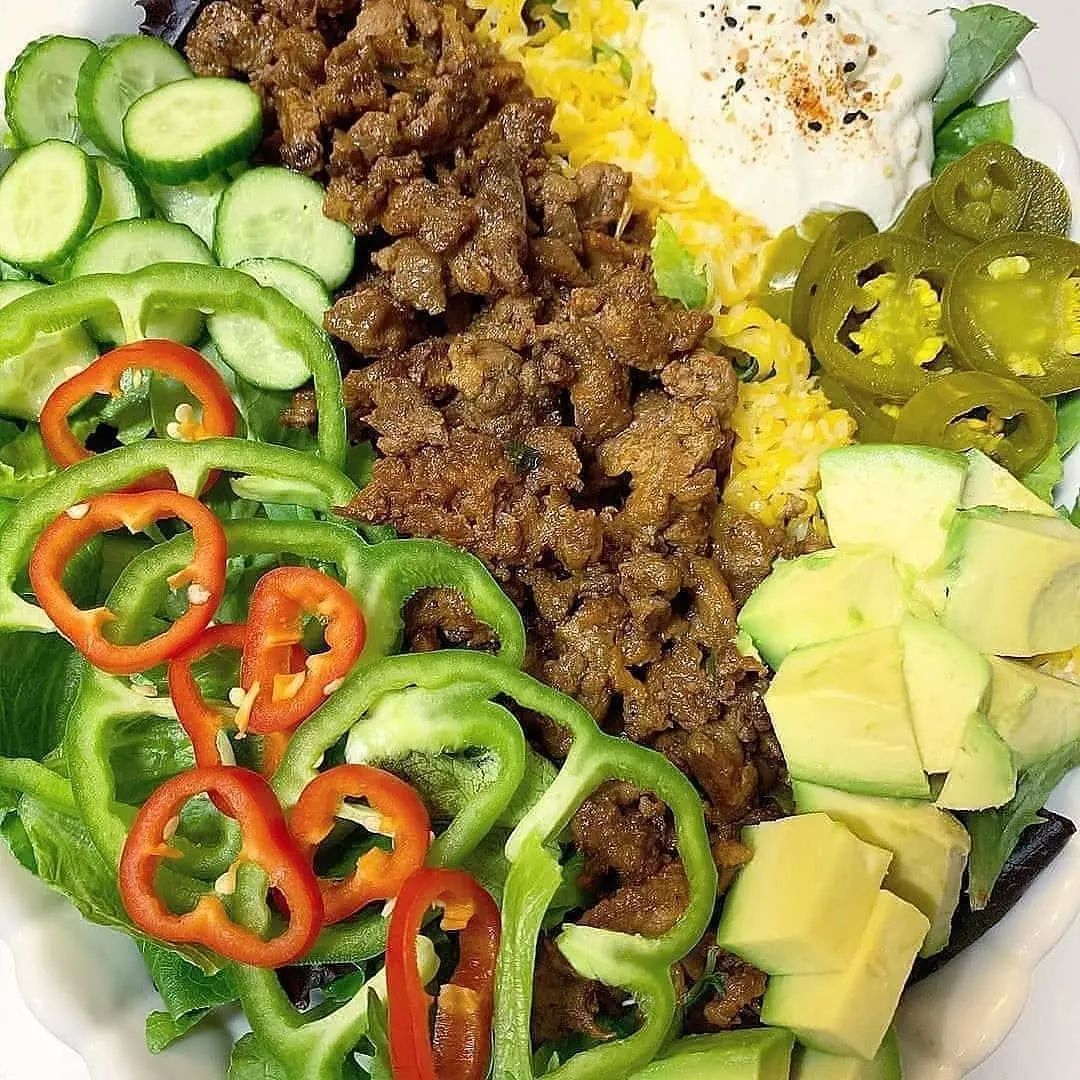 Carne Asada Taco Salad 🥗🤤  

❤️Follow us to get daily keto tips and recipes. 🎥Credit - ketosony
  #ketoresults #ketojourney #keto #ketolife #weightlosstransformations #weightlossbeforeandafter #ketoworks #ketotransformation #ketoweightloss #ketogirl #ketofriendly #ketofamily