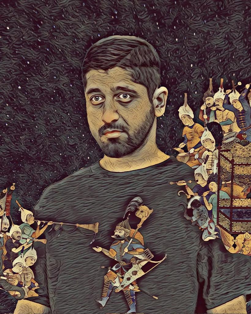 ساعت ۲۳:۴۰ شب، دارم سقف رو نگاه میکنم. من راحت دراز کشیدم و پیکر #محمد_حسینی توی سردخانه‌ست. بعد حدود یک روز، هیچ فامیلی نیست که پیکرش رو تحویل بگیره. غریبی این پسر داره منو خفه می‌کنه.
#مهسا_امینی