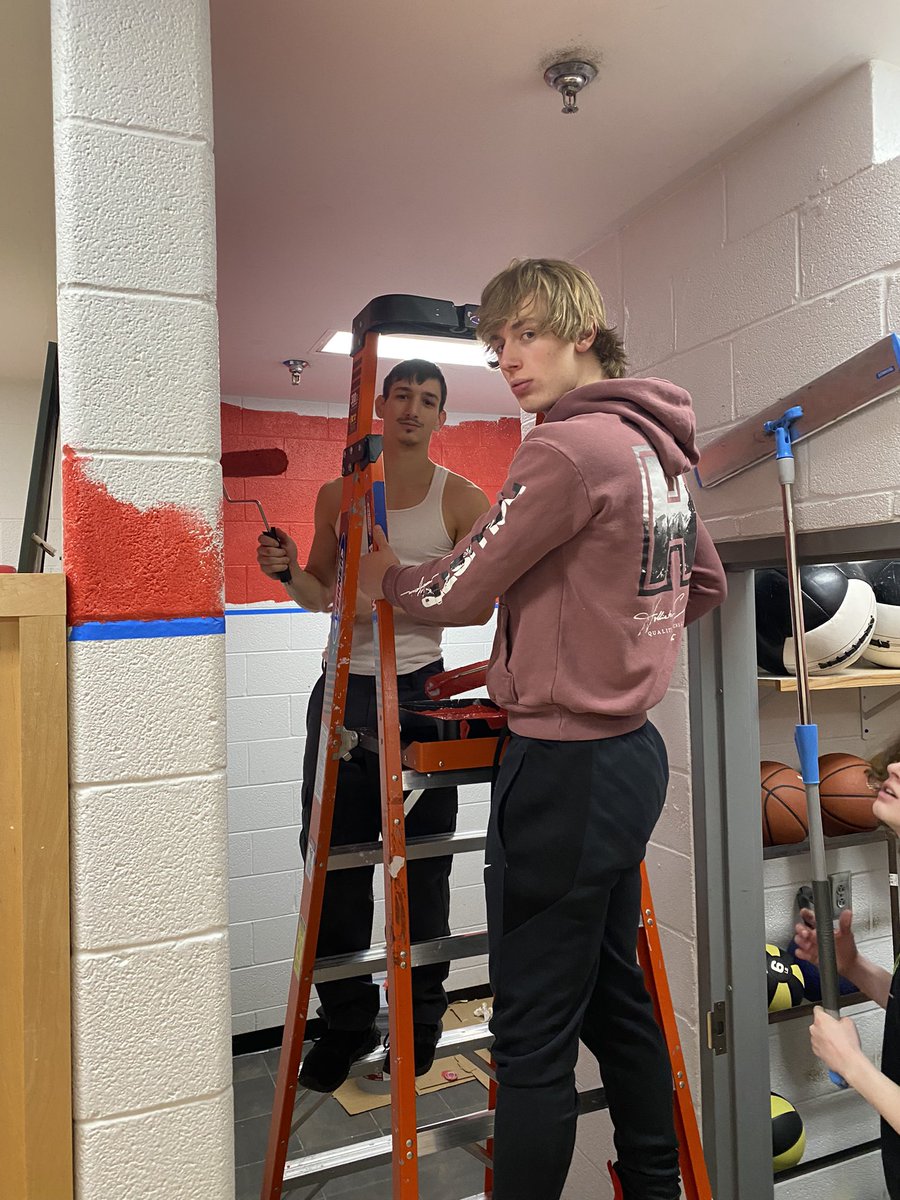 coachmoman's tweet photo. What did the boys do after a hard fought win?  Lifted weights, watched film, and started painting the locker room!  New year new locker room!  @LoganJ1001 @ZachRus63655573 @treyjohnston https://t.co/82AmzwDDyT