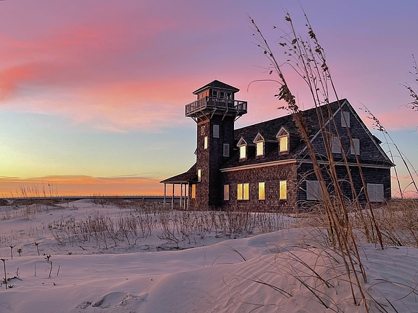 OBXSunrise's tweet photo. New artwork for sale! - "Pea Island Lifesaving Station " - https://t.co/R0Ewn3lMmx @fineartamerica https://t.co/C2i2DGE6u6