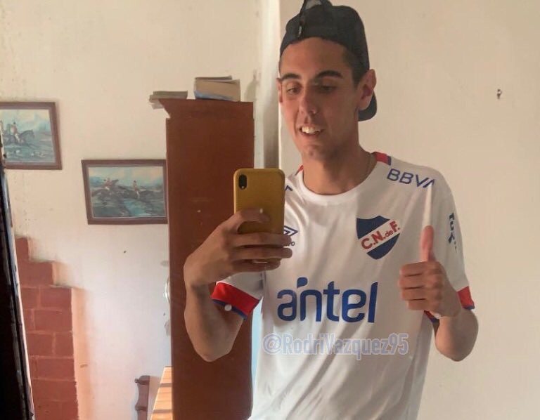 francohyper's tweet image. Luche y vuelva.