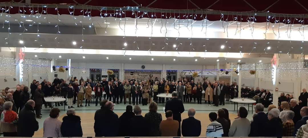 olivier jardé (@olivierjarde) on Twitter photo Qu'il est agréable de participer à la cérémonie des vœux à la population de #Salouël apres 3 ans d'absence .Merci à <a href="/darragon_franck/">Darragon Franck</a> pour ses beaux projets .Avec <a href="/MargauxDeletre/">Margaux Delétré</a> nous les soutiendrons au <a href="/Somme_fr/">Département de la Somme</a> Qu'il est agréable de participer à la cérémonie des vœux à la population de #Salouël apres 3 ans d'absence .Merci à <a href="/darragon_franck/">Darragon Franck</a> pour ses beaux projets .Avec <a href="/MargauxDeletre/">Margaux Delétré</a> nous les soutiendrons au <a href="/Somme_fr/">Département de la Somme</a>