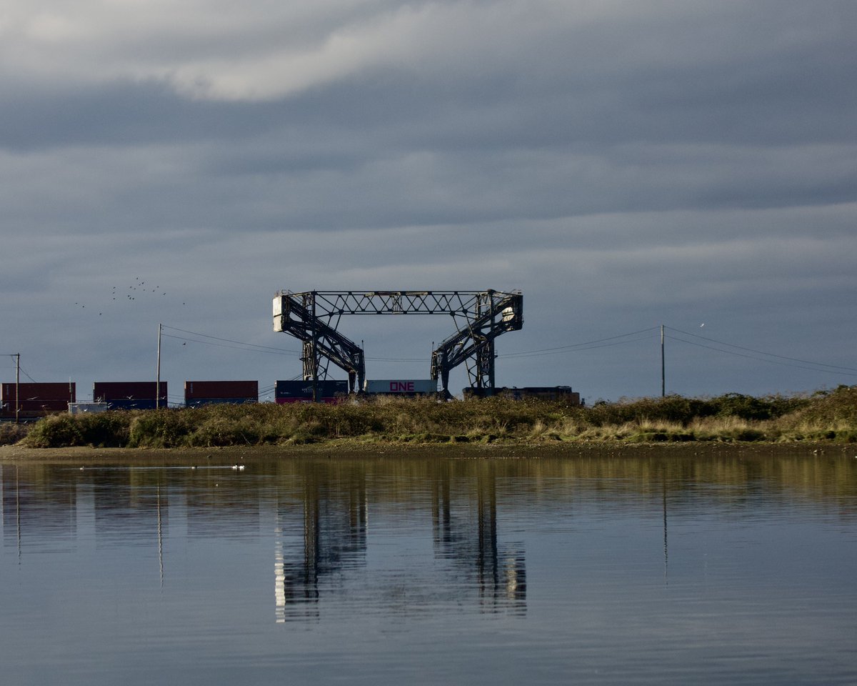 CaseyBroda's tweet image. Love trying to find reflections. 
#ShadowsReflects