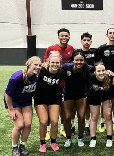msusoccerchic's tweet photo. @MckinnanB putting in the work with US soccer Young player of the year before she leaves for @HailStateSOC. To become the best work with the best. Always love watching her work at @SealySoccer. #lastweek https://t.co/d74NKzpUn2