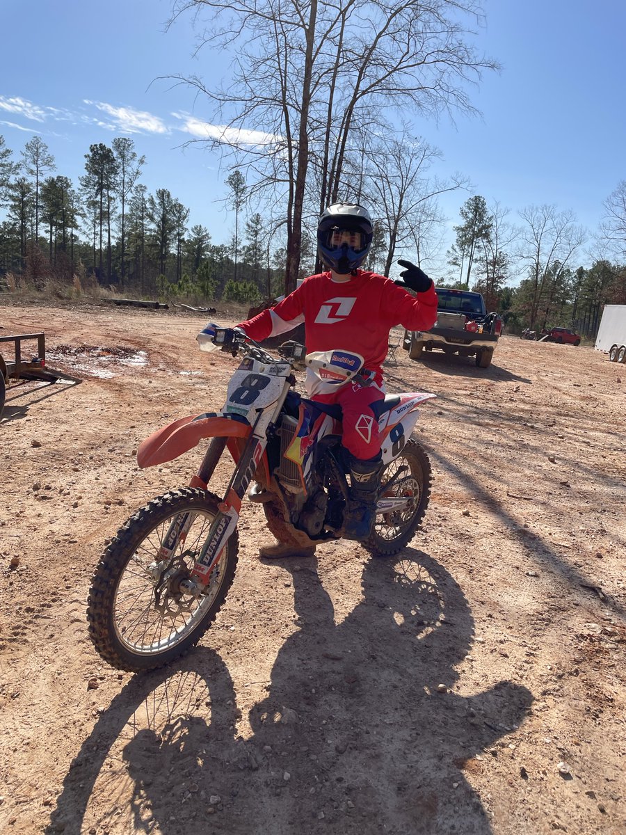 sburkey's tweet photo. @dylaneburkey Getting it done at Durhamtown today! https://t.co/7PN12sDAL4