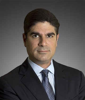 AmChamGT's tweet photo. El presidente de #AmChamGT, @jpcarrascodg, señaló que las actividades de energías renovables e infraestructura en #EEUU requieren cada vez más mano de obra, lo que va a tener un impacto directo en Guatemala “porque habrá gasto público y privado sostenible en los próximos 5 años”. https://t.co/VB782lzlpL