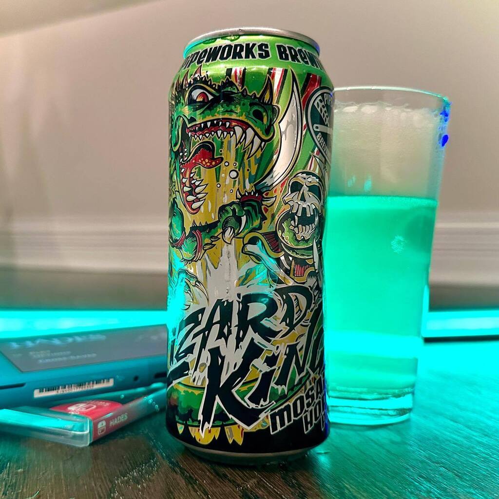 ChicagoBeerPass's tweet photo. Sometimes all you need is a classic mosaic hopped pale ale!
.
.
#beerchicago #pipeworksbrewing #paleale #nintendo #craftbeer #drinklocalbeer #drinkgoodbeer #podcast #chicagobeerpass #instabeer #beerstagram #beerofinstagram #untappd #beergeek #beernerd #b… https://t.co/DqNnVDaDr7 https://t.co/2oKbQu08Iq