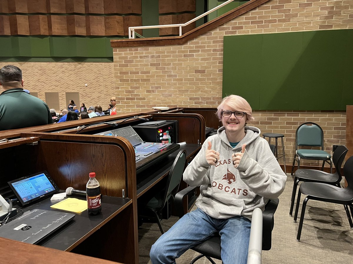 Grateful for kids like Chris who are willing to give up a Saturday to make district events run smoothly. 🥰 <a href="/NISD/">Northside ISD</a> <a href="/NISDHolmes/">NISD Holmes</a> <a href="/nisd_nsite/">nisd_nsite</a>