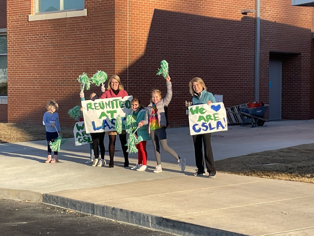 GastonCindy's tweet photo. Joyful opening day for the #NewCSLA! All 11 grade levels finally under the same large roof. I walked 6.6 miles at school yesterday. Totally worth it! #JoyatSchool @WeAreCSLA @HCSHarrisonBay @KrystalScarbro https://t.co/mWJBKKdHLo