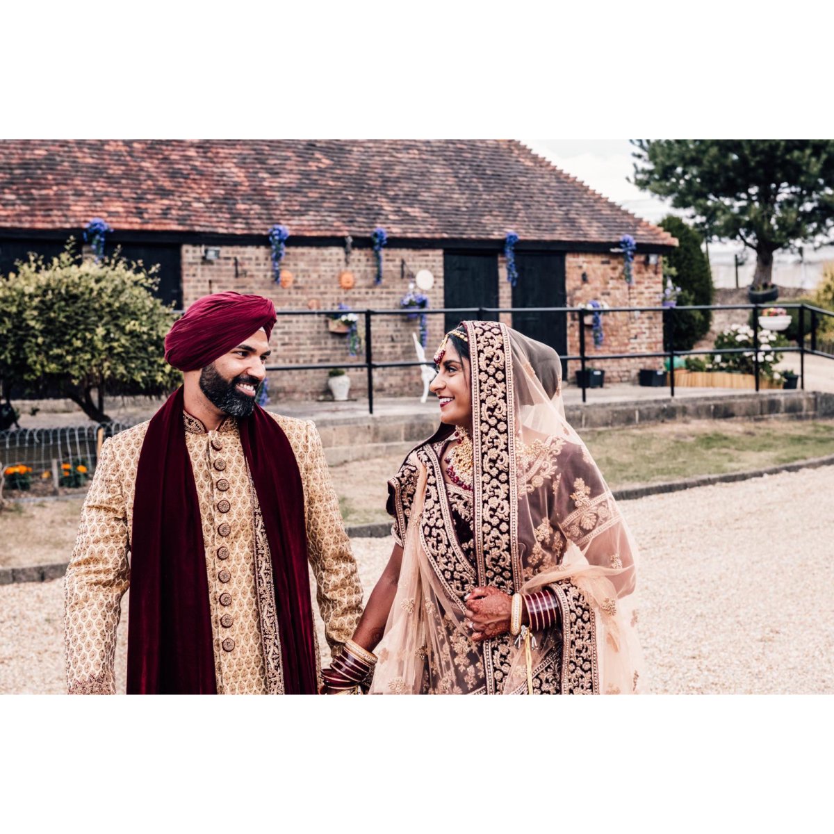 TheWhiteKeysUK's tweet photo. Some more Rohan &amp; Tash! Head to Insta for the Dohls in action and more incredible pics by @haines_aubert_photography. #indianwedding #luxurywedding #luxuryweddingplanner #bridetobe #weddinginspiration #weddinginspo #weddingplanner #wedding #luxurylifestyle #luxuryevents https://t.co/EE8apdQwBl
