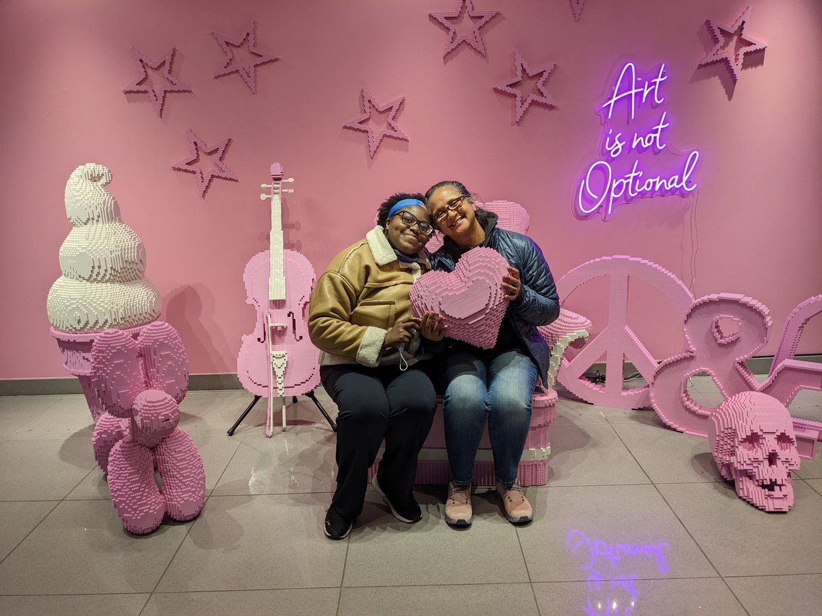 salaam_fatima's tweet image. This is what Saturdays are supposed to be about ... hanging out with a good friend, shopping, drinking hot chocolate, and checking out cool exhibits.  No matter what, do something that connects you to yourself and others.  Enjoy. #Burdick #BostonBricks