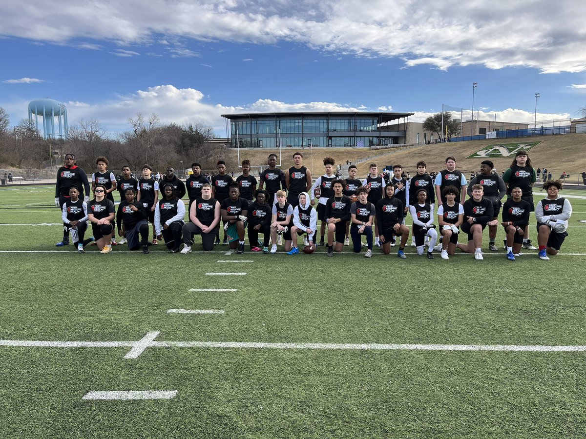 traviswalch's tweet photo. Stock Up Showcase - TX
PRZ NEXT * GET BIG

@PrepNetwork_ 
@PrepRedzone 
@PrepRedzoneTX 
@Fastbreak_FB 
@RouteTreeMN https://t.co/dRx4A84Rvb