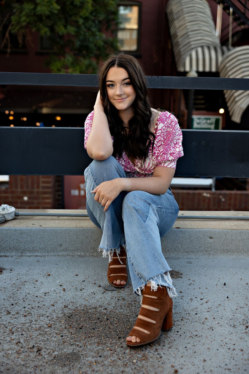 jenwyeth's tweet photo. I LOVE this top on Nya!  The color, cut, and pattern are all home runs!  Don't shy away from pattern!!  It looks awesome in pictures!! https://t.co/51A1uHXxjQ