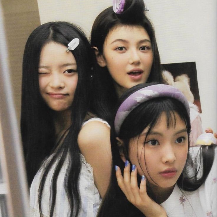 ꪆ୧           cómo ser más sociable y 
                         menos tímido/a
                          en este hilo!      𐬹 ۫ ۪ ᩍ