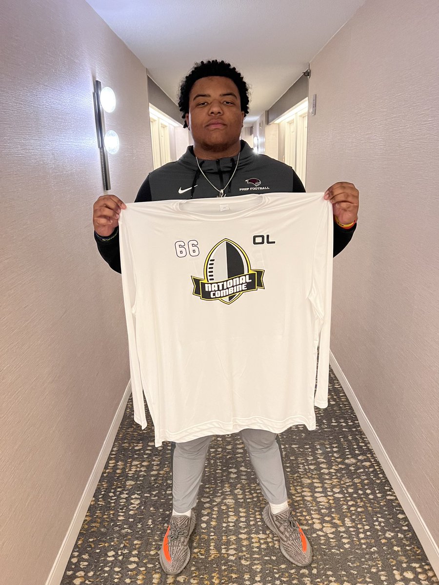 Kevintowns66's tweet photo. Thank you @NationalComb1ne for allowing me to showcase my talents at the highest level this weekend, I was recognized as one of the Top linemen in the country. Thank you @SJPrep_Football @T_Roken @Coach_Sug @ryne011 for the preparation🤞🏾❤️ https://t.co/7k2PjBz2b1