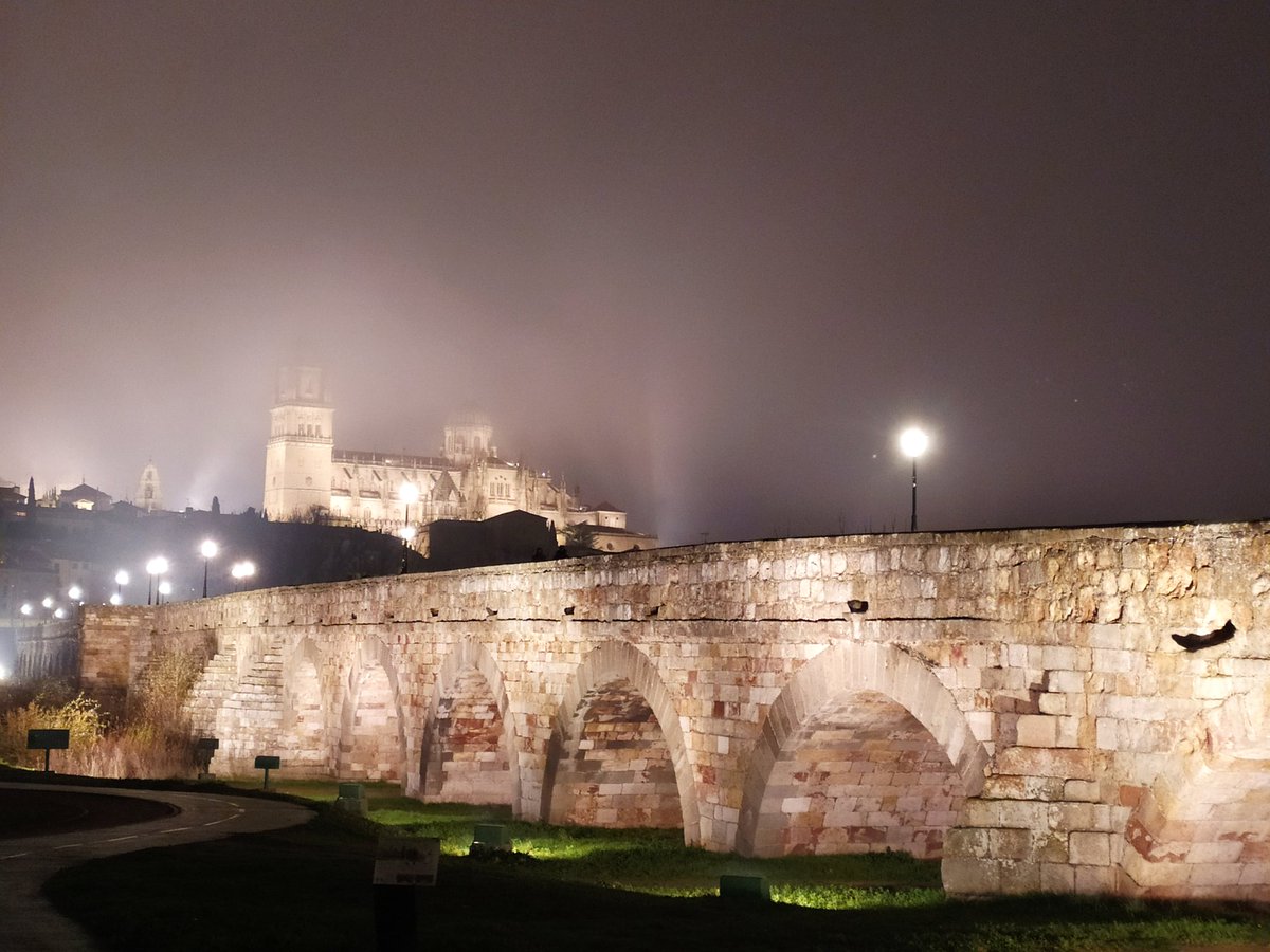 IsabelPTyAL's tweet photo. 𝕳𝖆𝖘𝖙𝖆 𝖕𝖗𝖔𝖓𝖙𝖔 ❤

#Salamanca #casa #másbonitanolahay https://t.co/9kktAknwle