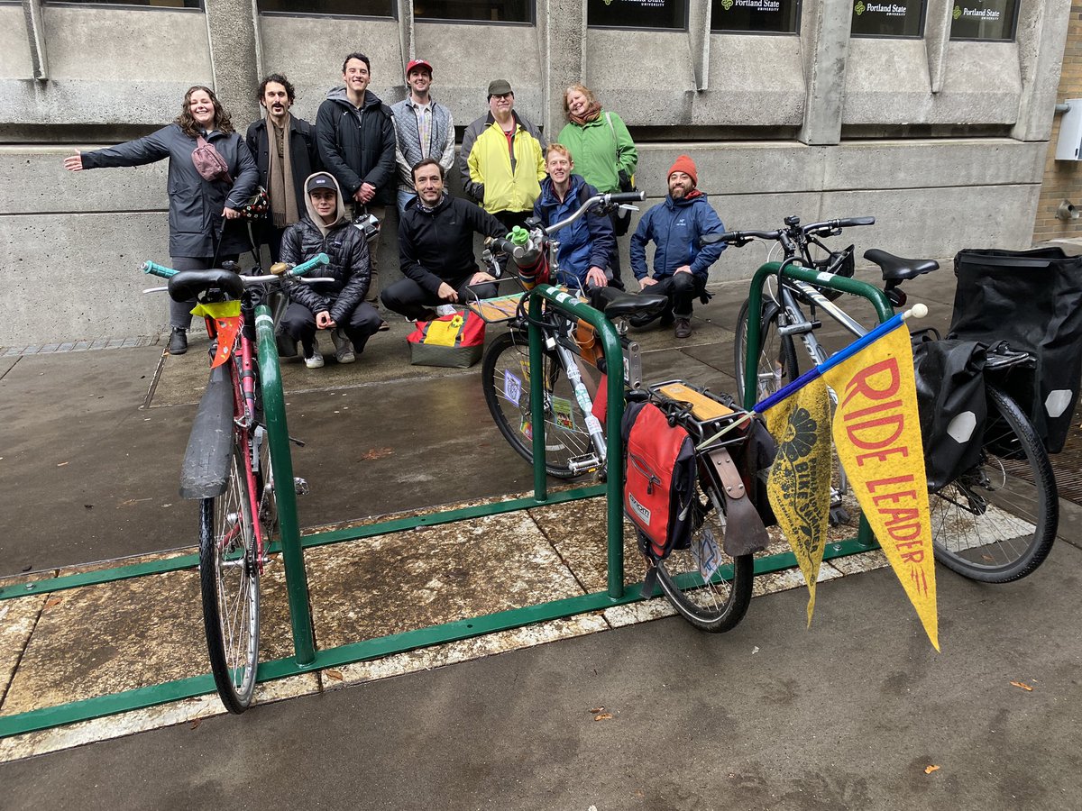 Μariah Lynch Should Probably Change her Last Name tweet media