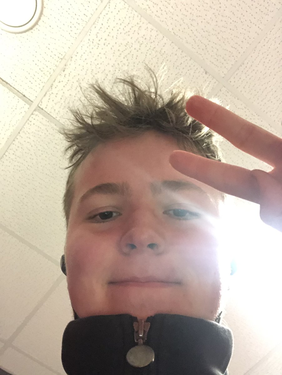 FeigeLenny's tweet photo. @danielslumpp -22kg😌 und jetzt gehts in die Aufbauphase https://t.co/Y9oCnz6llI