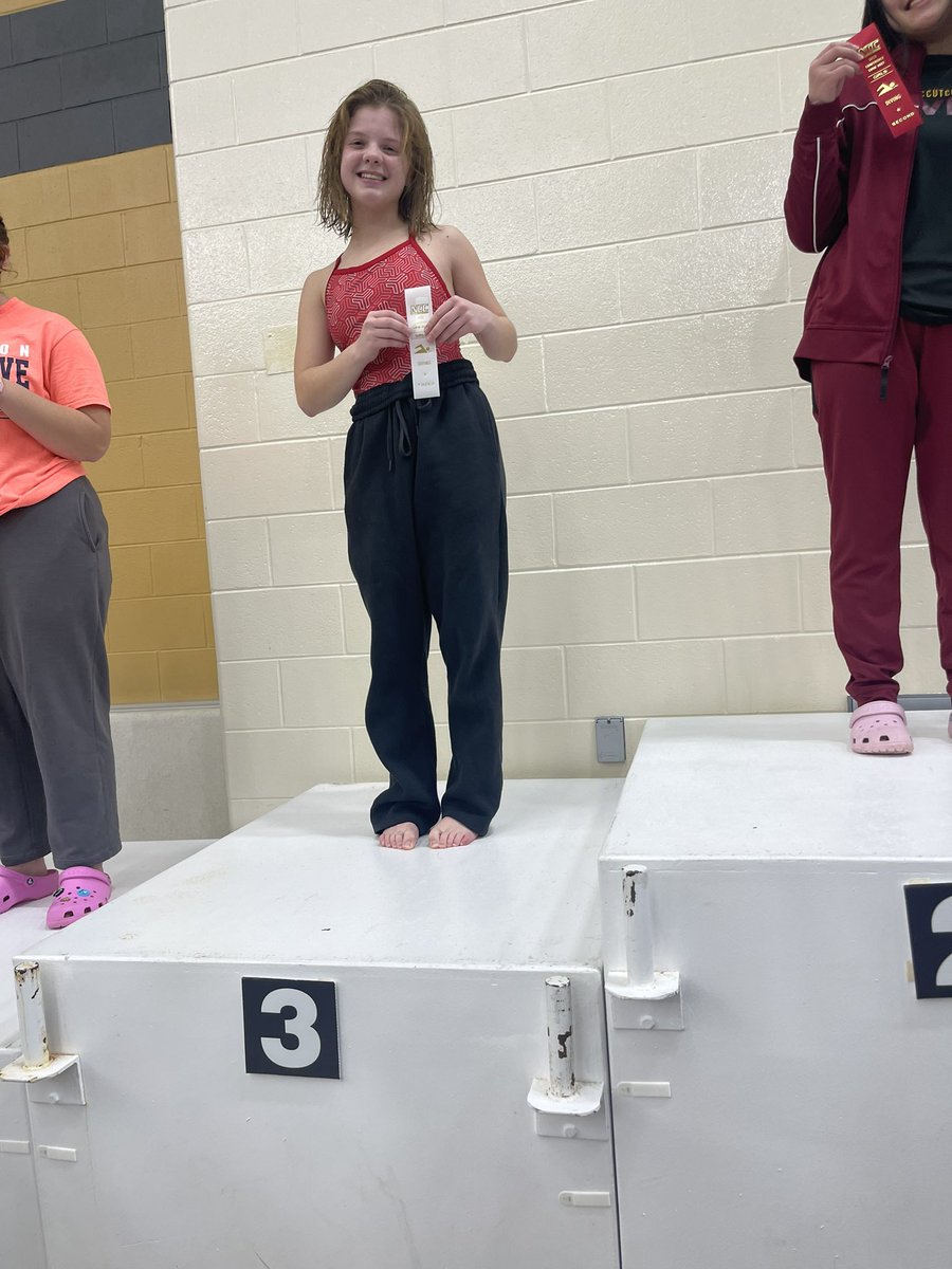 rhs_swim_dive_'s tweet photo. PODIUM ALERT: 
diving
Addi Jones: 3rd
Brodie Morken: 8th https://t.co/tb621WAHYJ