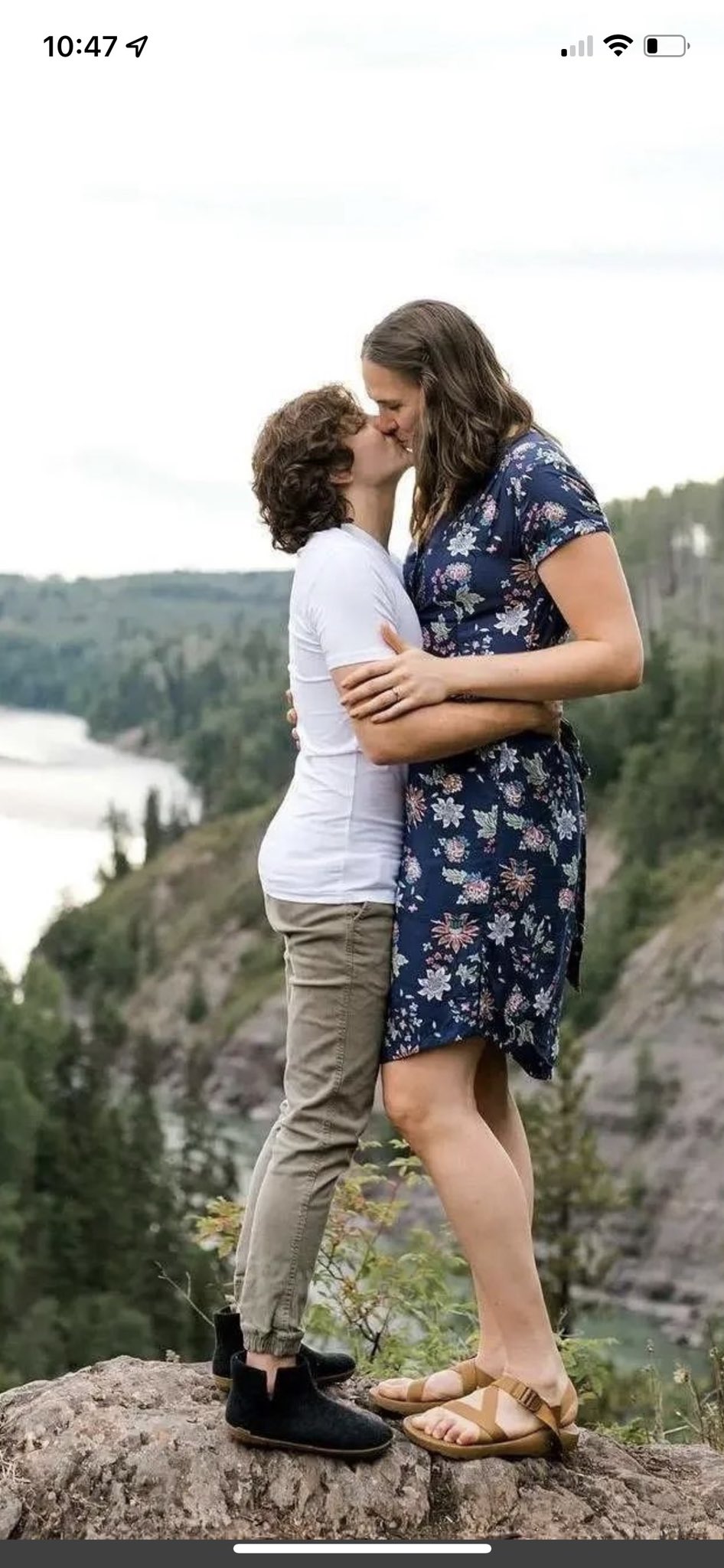 Tall girls 長身女子 on Twitter: "6.6ftの女子バスケ選手 https://t.co/gzJihBzZD0