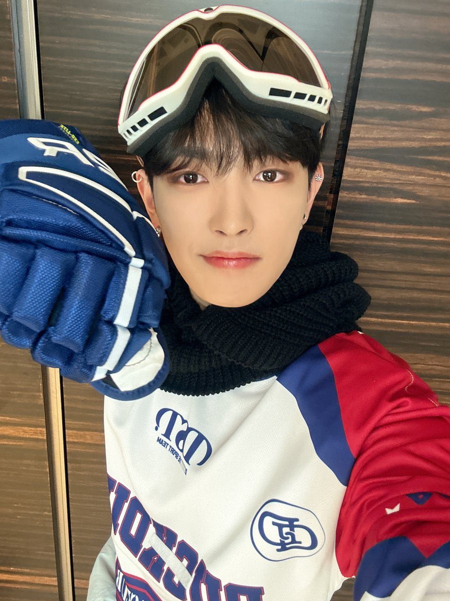 ૮₍ ˃ ⤙ ˂ ₎ა ⁷ tweet media