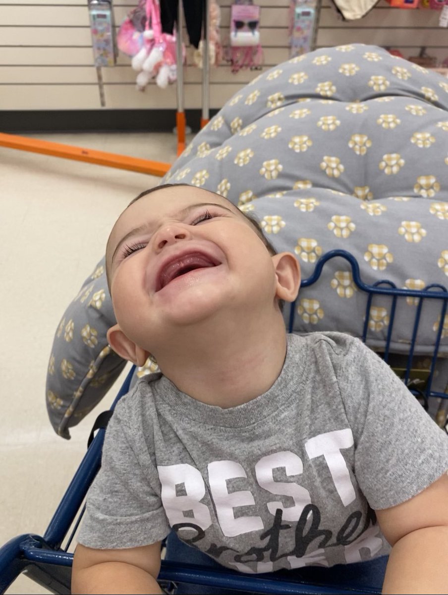 olivepolive's tweet photo. This kid 😍🥰 https://t.co/kGDpyX0jRP