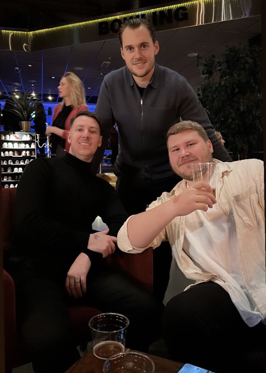 Fin kväll i med <a href="/wennlundmaxx/">Max Wennlund</a> <a href="/booxeen/">Casper Boox</a> <a href="/Lennartssonv/">Viktor Lennartsson</a> i samarbetet med Thomas Stenström