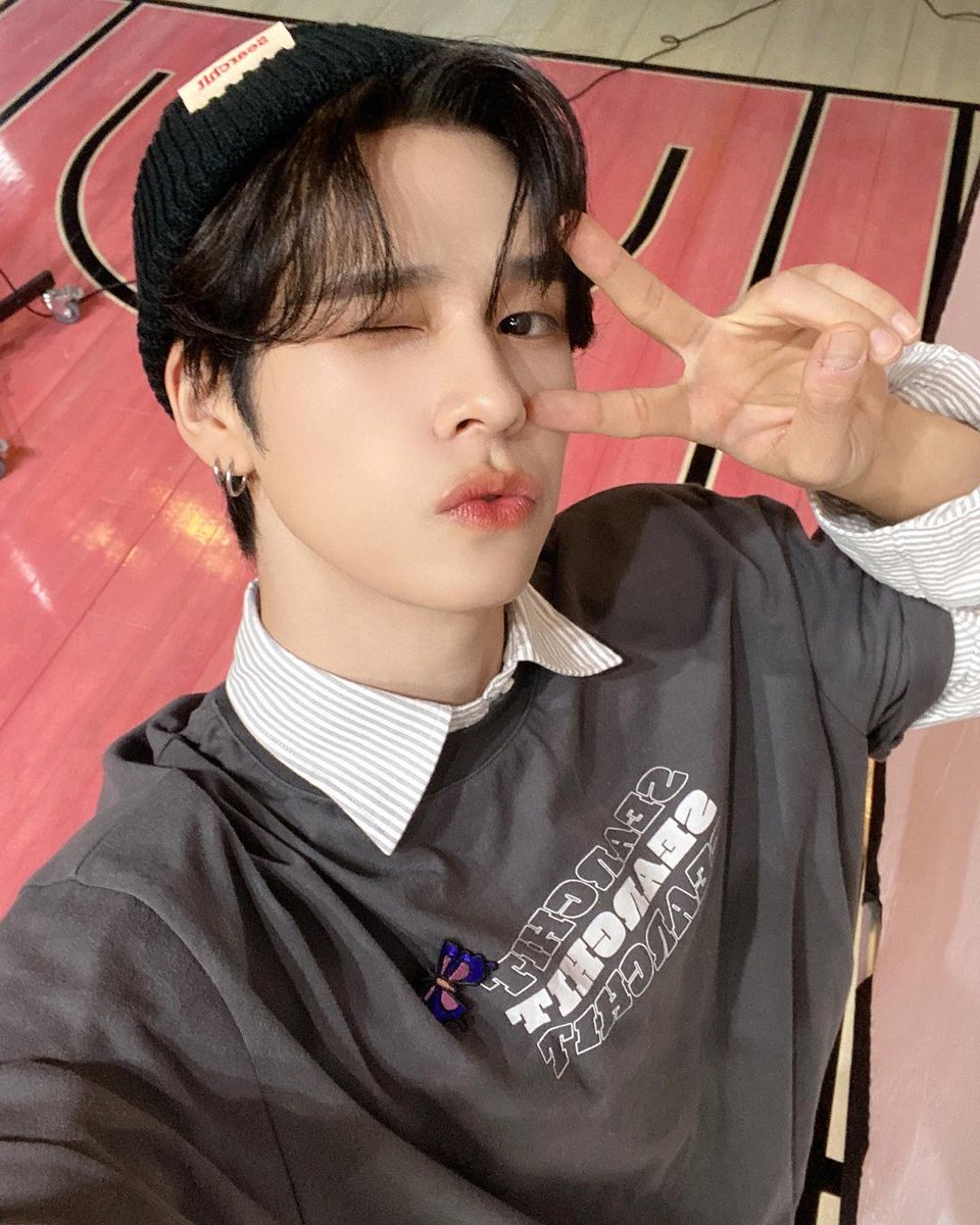 FranceSerim's tweet image. INSTA UPDATE • 07.01.23

D'autres photos de Serim ont été publiées sur Instagram après le fanmeeting du groupe pour #Searchit 

#CRAVITY #크래비티 #세림 #SERIM #LUVITY