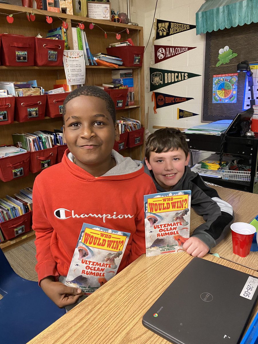 Kooyers3rdgrade's tweet photo. It’s January and our Book Fairies 📚🧚‍♀️ have made another drop!  Let me tell you they did NOT disappoint. Students were SO excited to get their new non-fiction book. #readersareleaders. #thirdgradersrock https://t.co/xBsnHUej6w