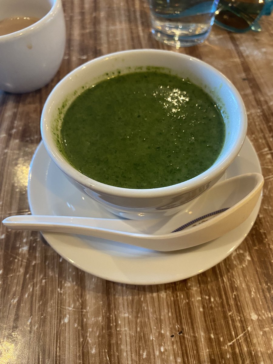 DomainsVvs's tweet photo. #LittleTibet #Boulder #Colorado.

Two thumbs up. #Spinach #soup, beef, chicken, and veggie #momos, and layered bread, tea, and hot sauce that wake you up if you sleepy lol. Good stuff.

#UpgradeToXVG #VergeFam #GoodFood https://t.co/LImBxltfZd