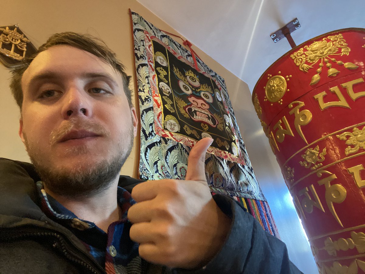 DomainsVvs's tweet photo. #LittleTibet #Boulder #Colorado.

Two thumbs up. #Spinach #soup, beef, chicken, and veggie #momos, and layered bread, tea, and hot sauce that wake you up if you sleepy lol. Good stuff.

#UpgradeToXVG #VergeFam #GoodFood https://t.co/LImBxltfZd