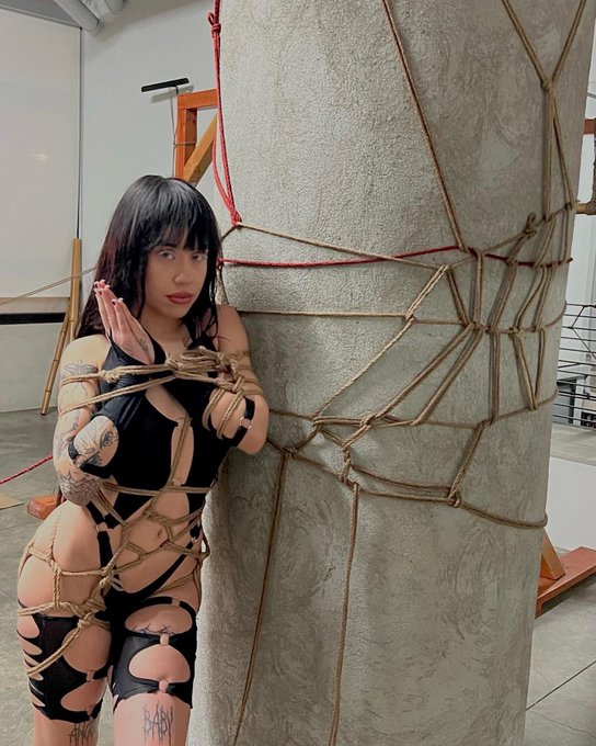 Kinbaku🖤 https://t.co/JGJTWhd4qD